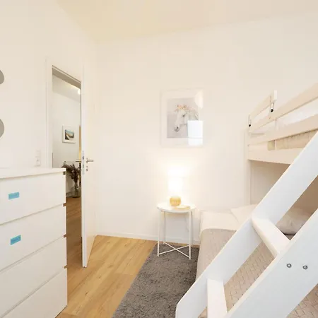 Wulfener Family * Φέμαρν